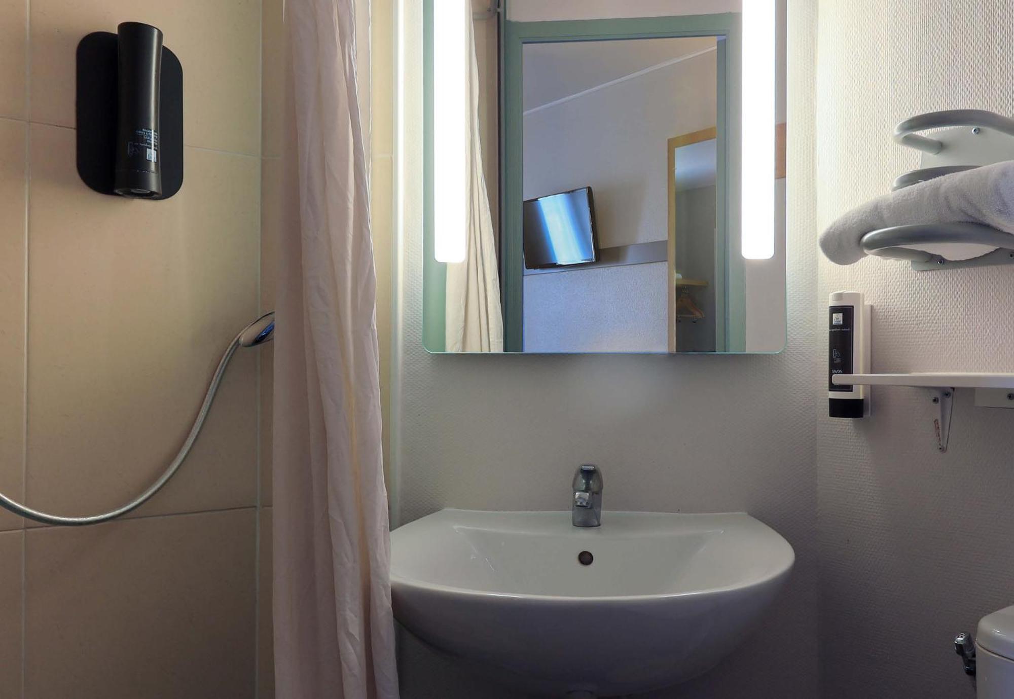 B&B Hotel Dijon Les Portes Du Sud Marsannay-la-Côte Екстериор снимка